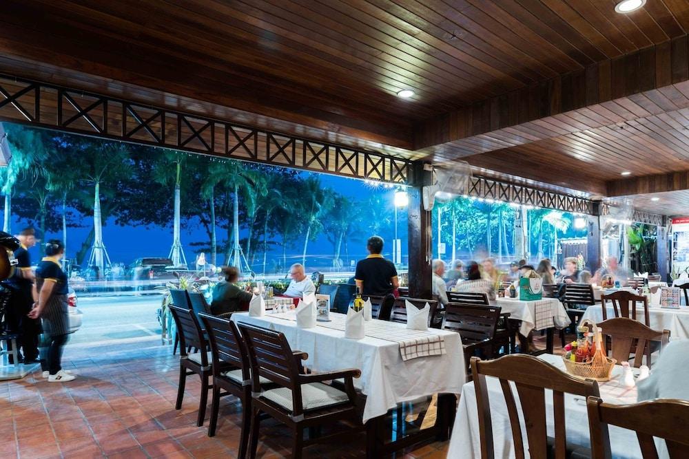 Jomtien Boathouse Hotel Pattaya Luaran gambar